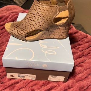 Brand new Tan wedge